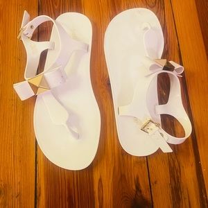 Size 9 womens Michael Kors sandals